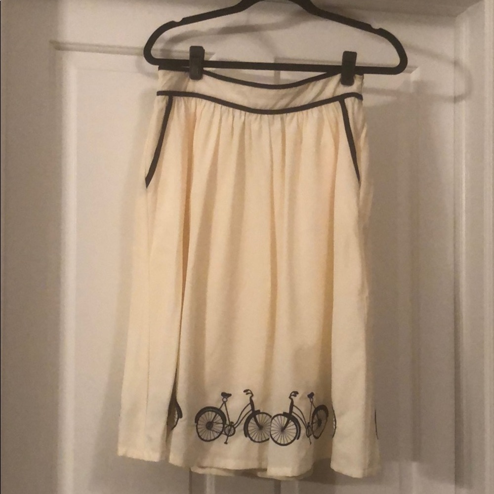 Midi skirt with Bike design